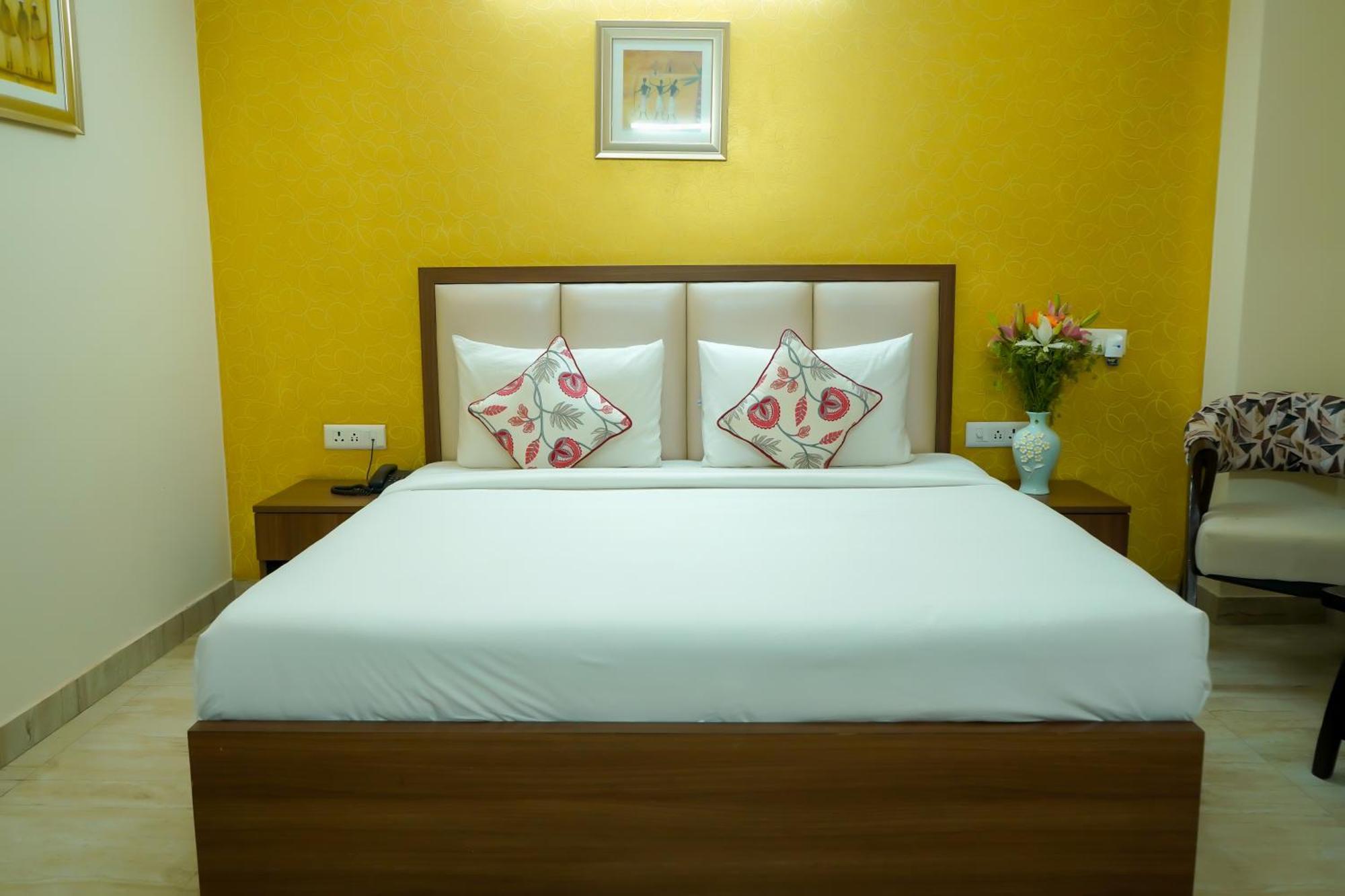 Hotel The Luxe 18 - Golf Course Road Gurgaon Dış mekan fotoğraf